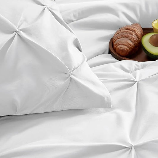 White Pintuck Pinch Pleat Duvet Cover & Pillowcase Set