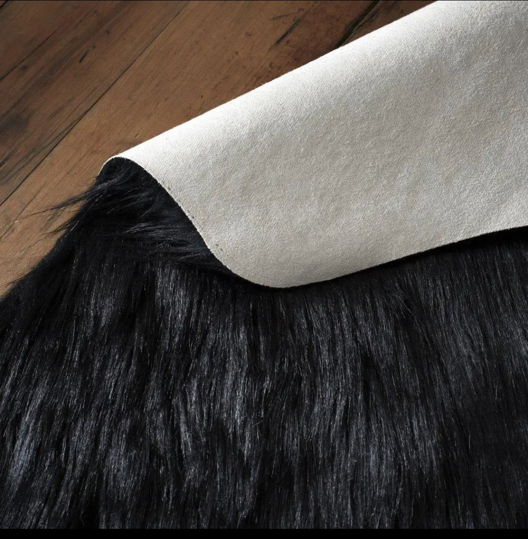 Shaggy Faux Fur Sheepskin Rug 90x60cm