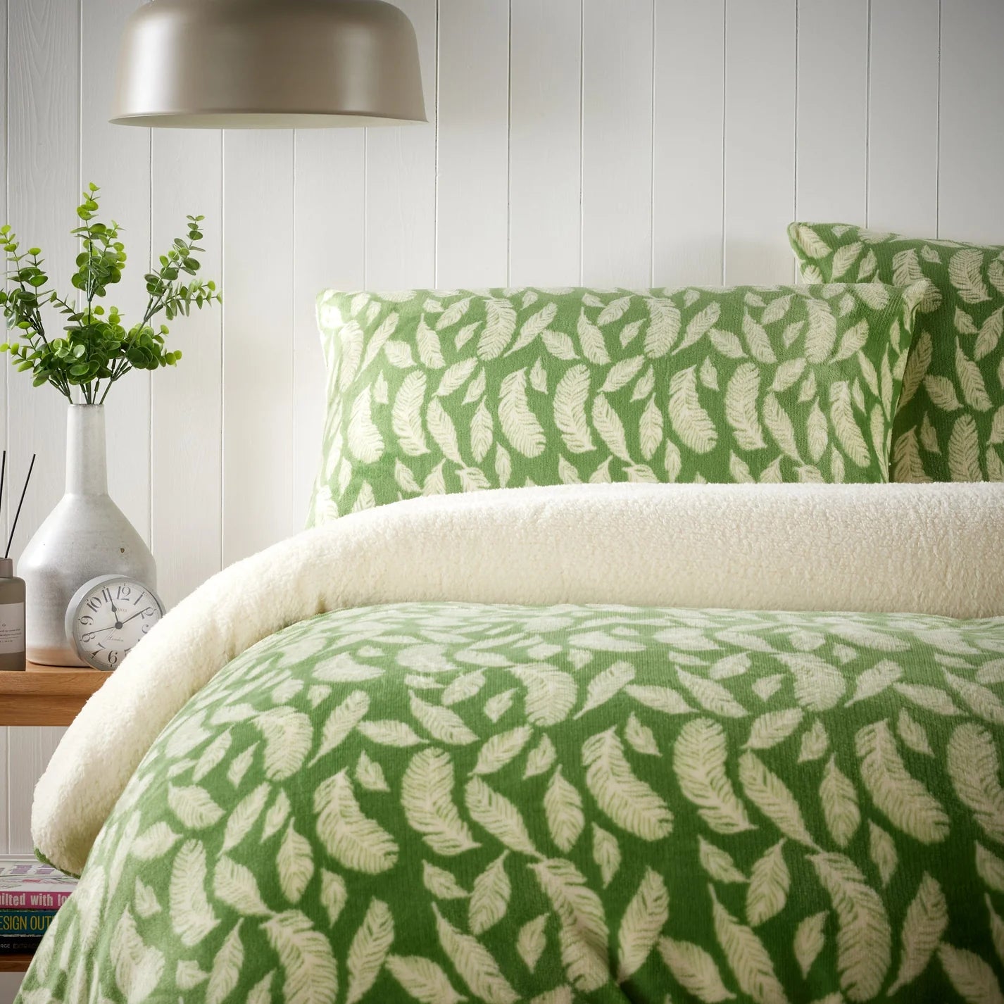Floral Leaves Printed Teddy Duvet Set With Reversible Sherpa Fleece Fur