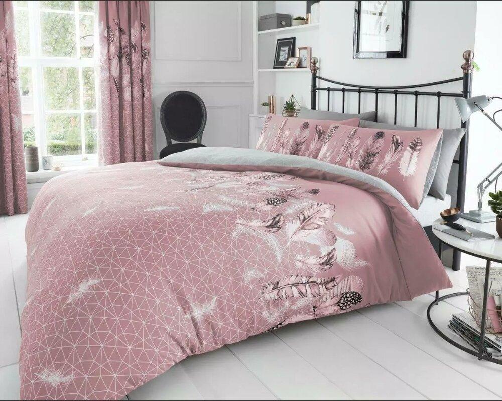 Feathers Blush Pink Reversible Duvet Set GC