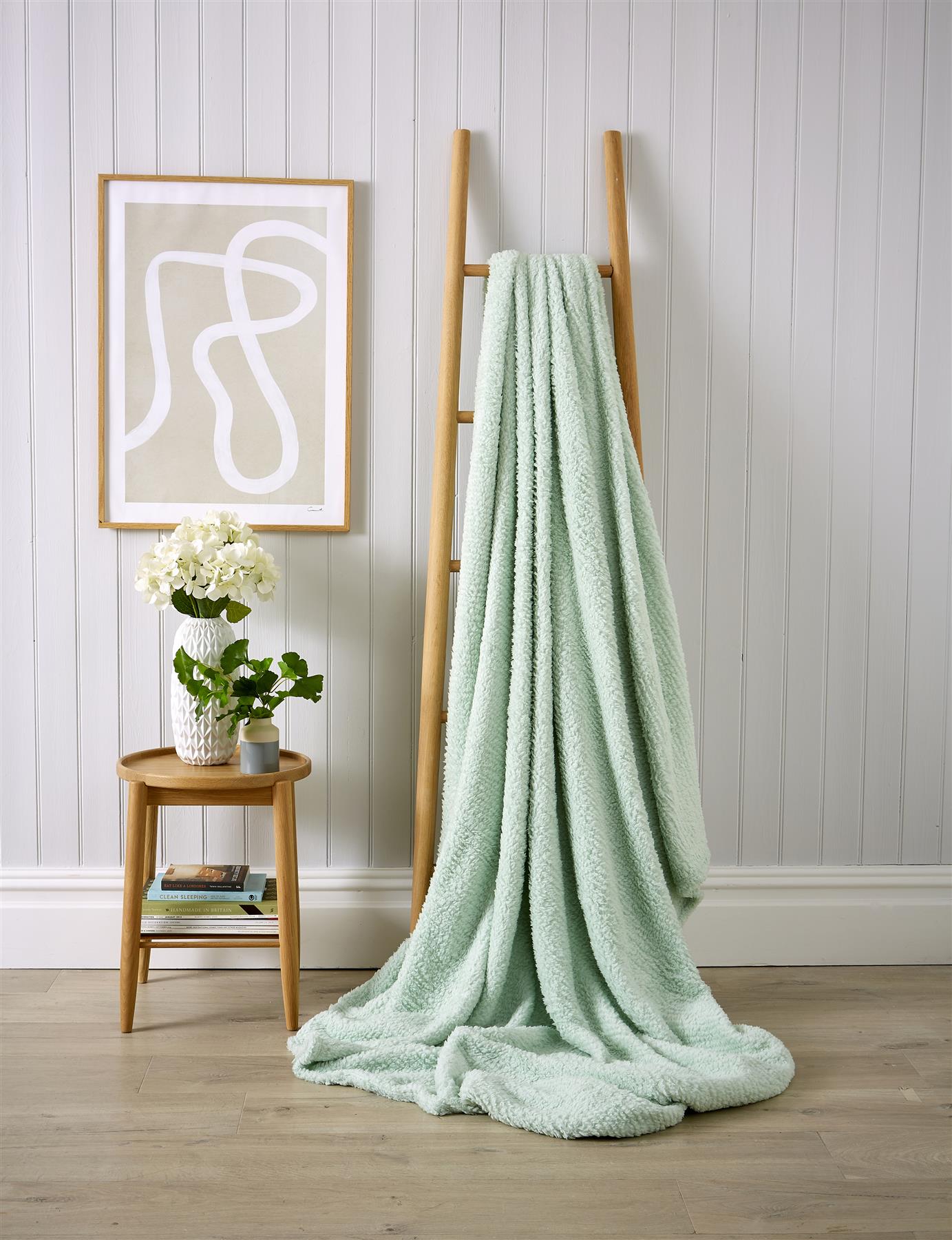 Sherpa Teddy Fleece Throw