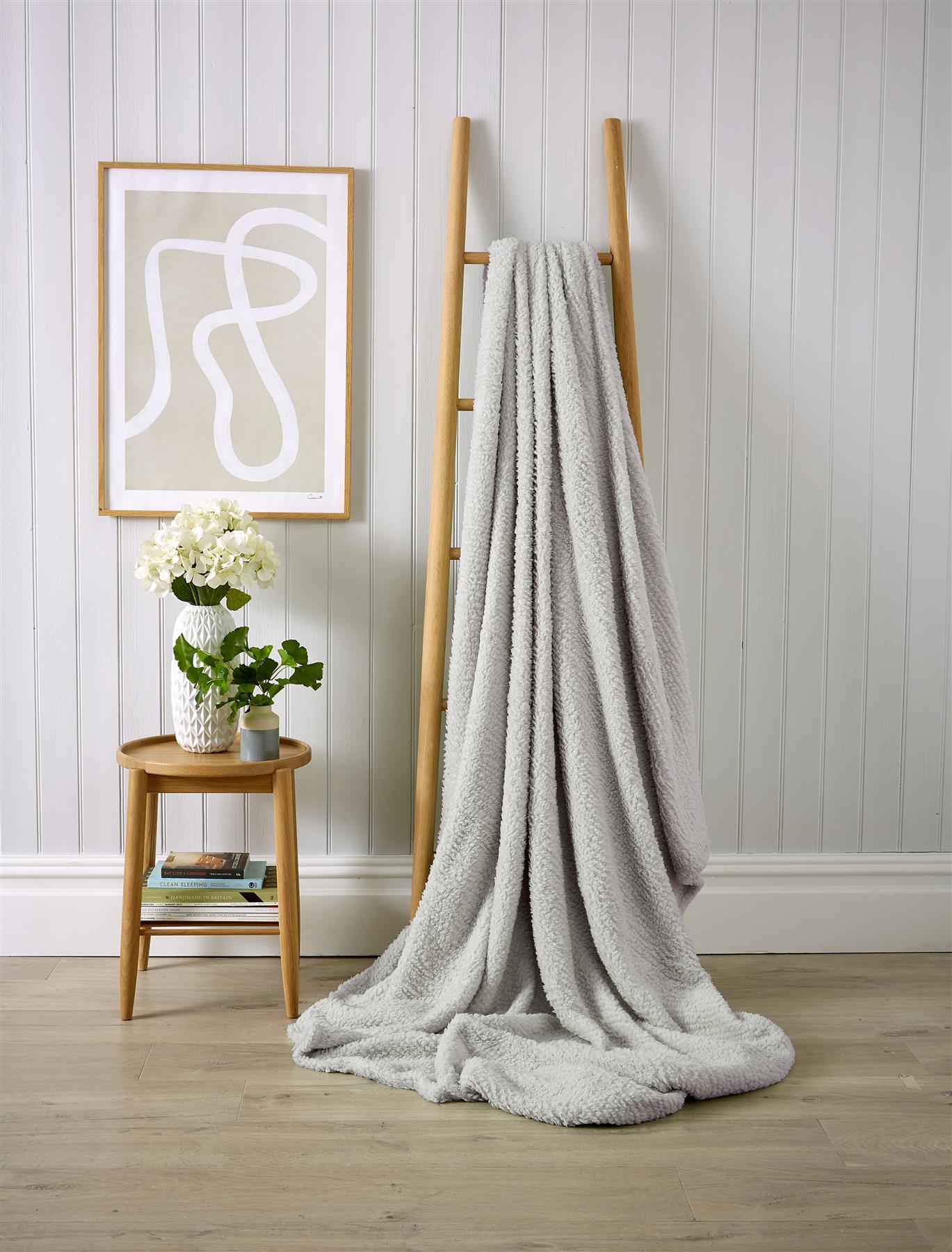 Sherpa Teddy Fleece Throw