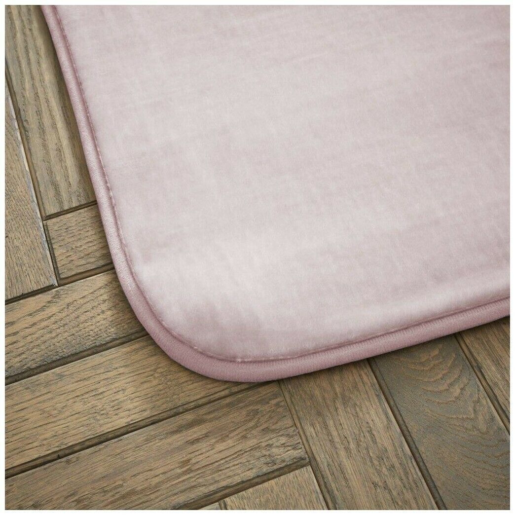 Velvet Rug Blush Pink