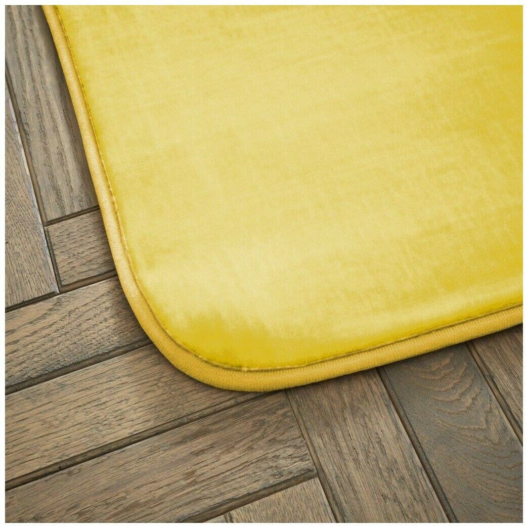 Velvet Rug Ochre