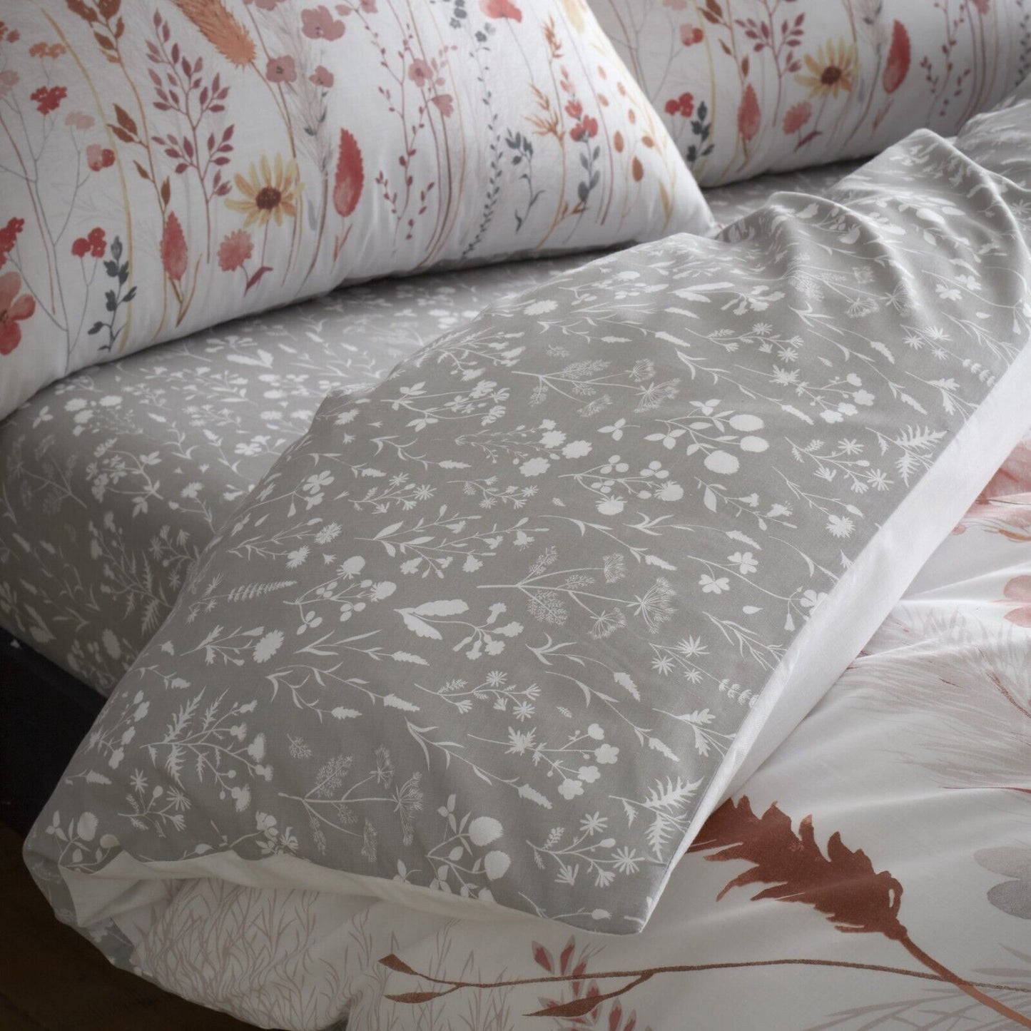 Pampas Meadow Burnt Orange Reversible Duvet Set GC