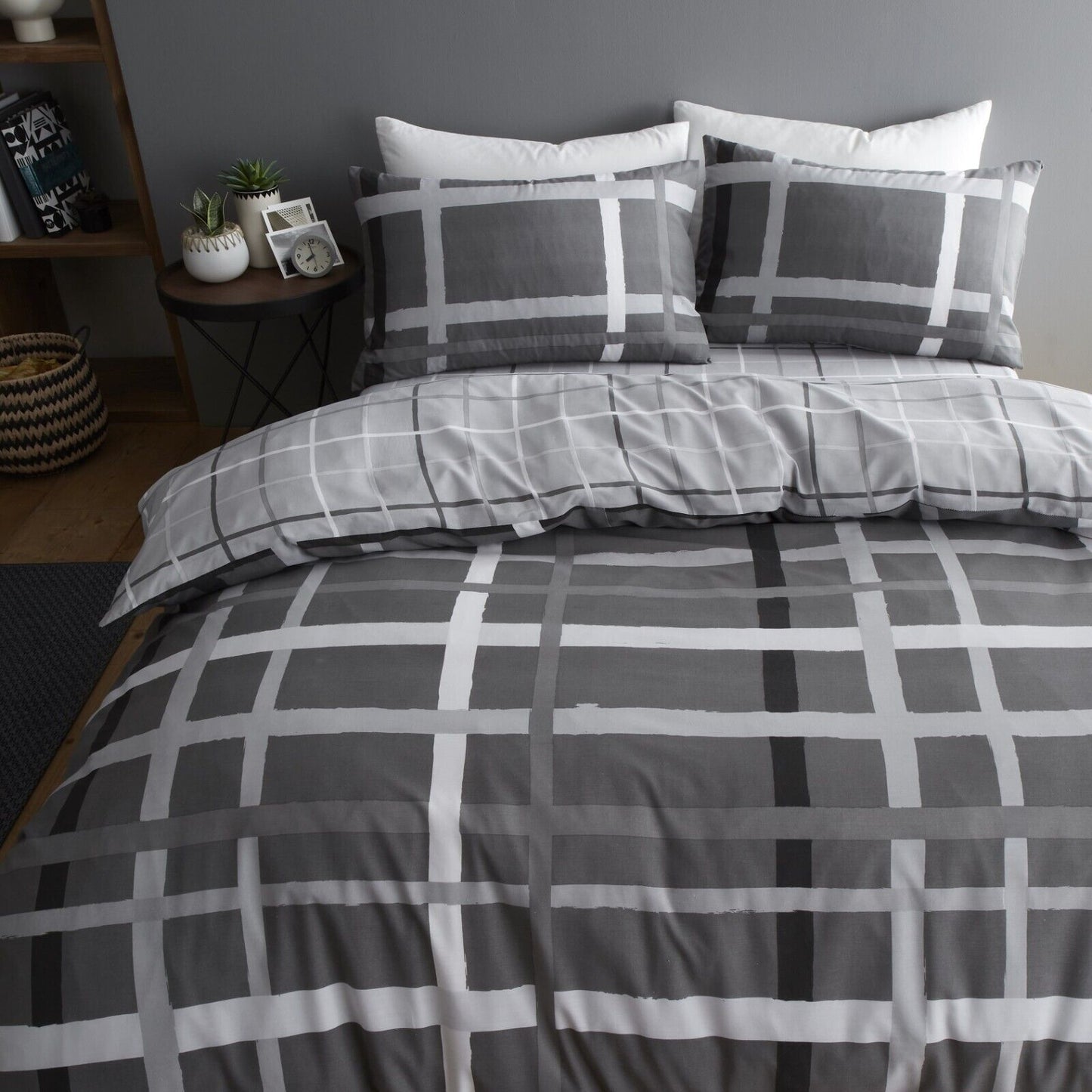 Grey Modern Stripe Reversible Duvet Set