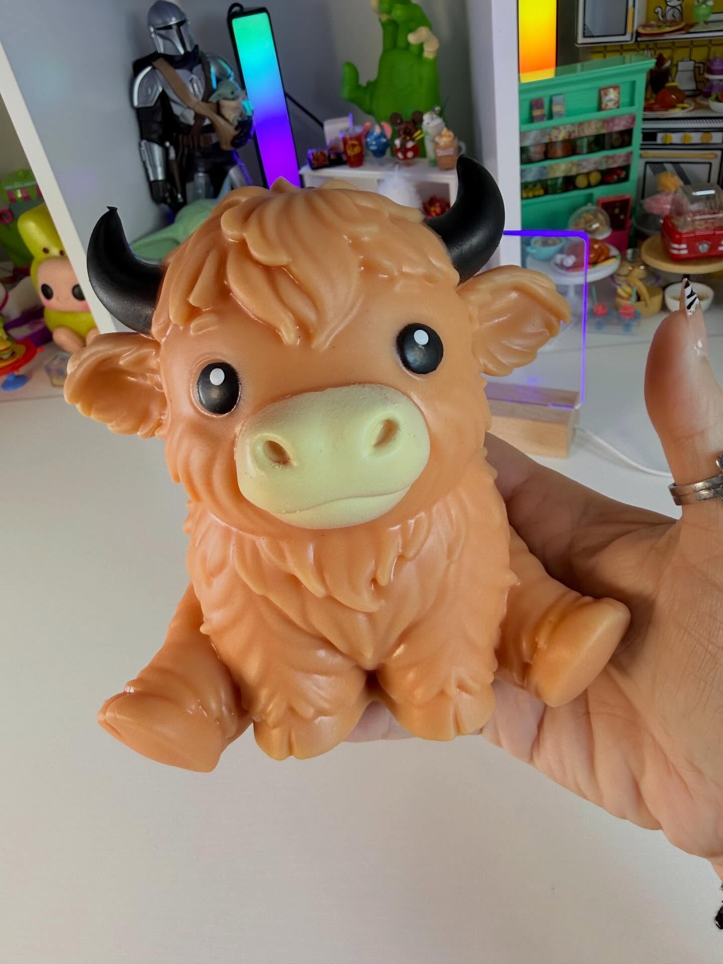 *NEW* Jumbo Squishy Highland Cow