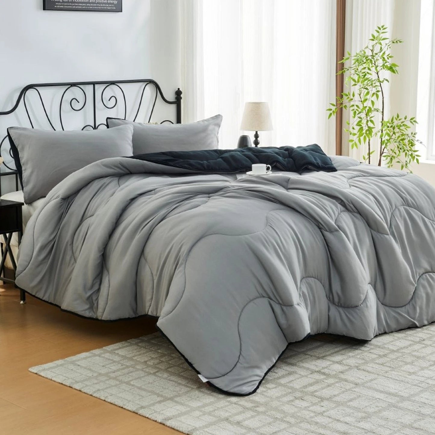Coverless 10.5 Tog Reversible Wave Duvet
