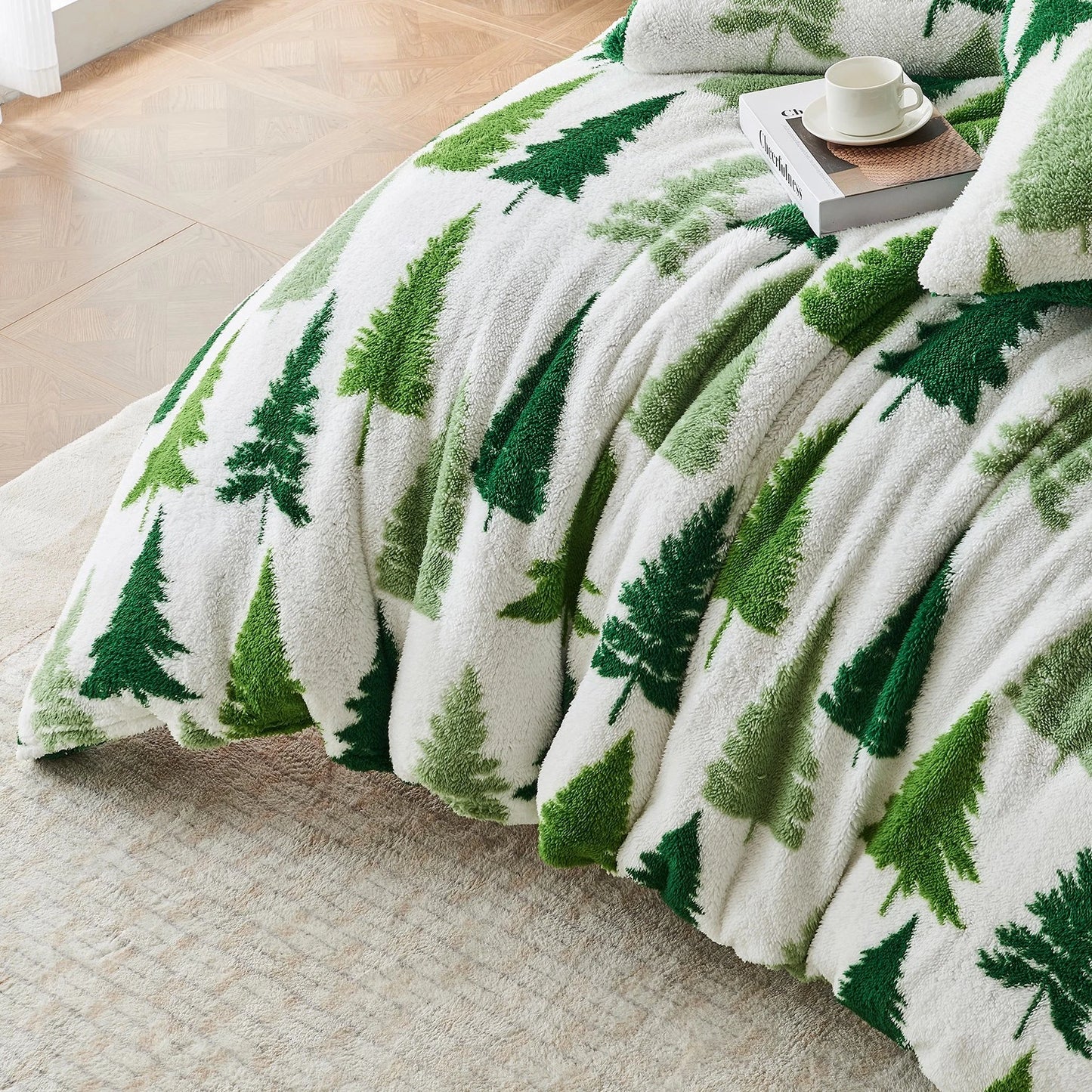 Christmas Tree Winter Teddy Duvet Set With Reversible Sherpa Fleece Fur