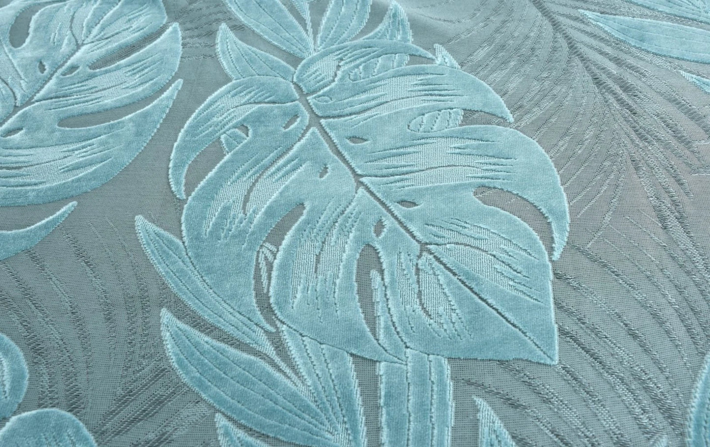 Velvet Leaf Embroidered Signature Duvet Cover & Pillowcase Set