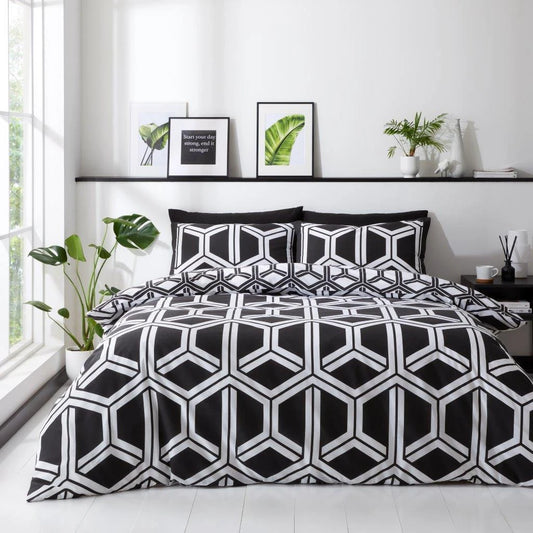 Hendrix Black and White Geometric Reversible Duvet Set