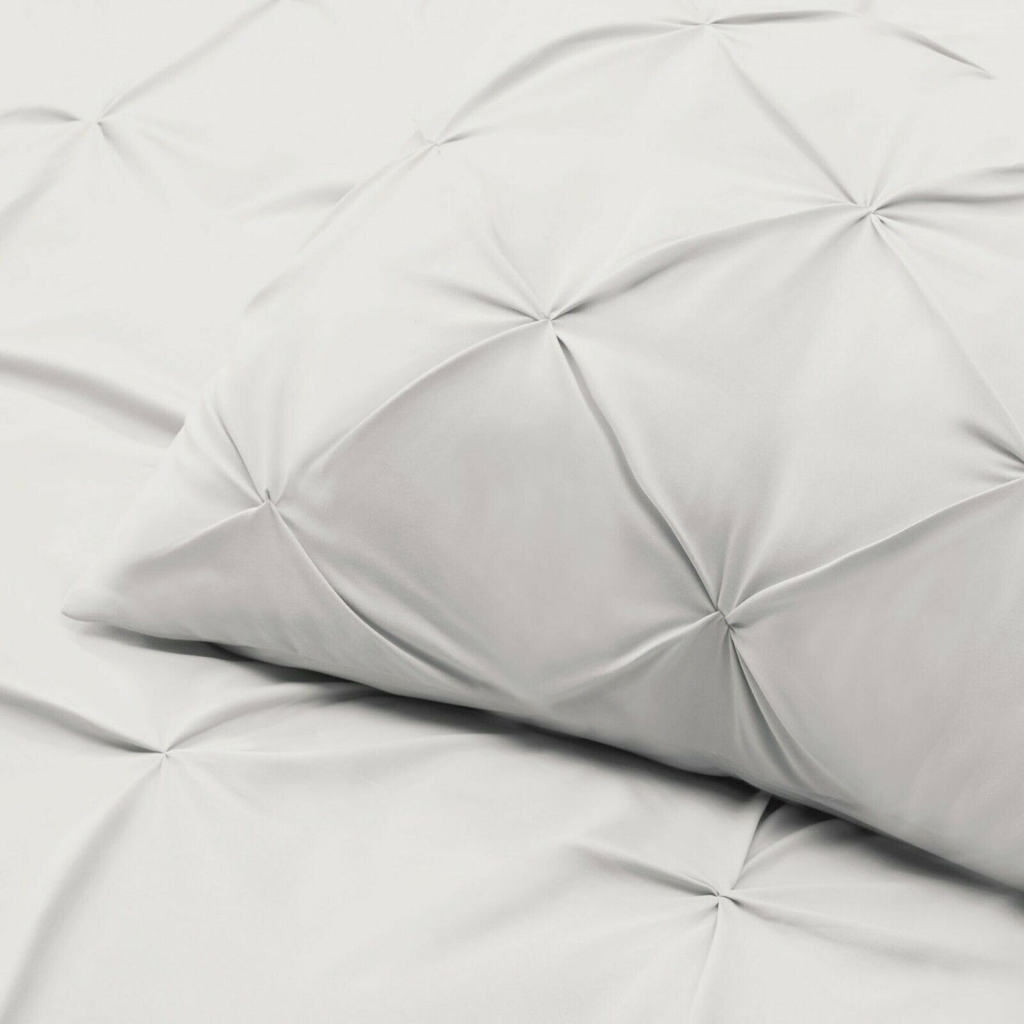 Luxury Pin-Tuck Pinch Pleat Duvet Cover & Pillowcase Set White